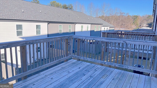 Building Photo - 15 Sandstone Dr