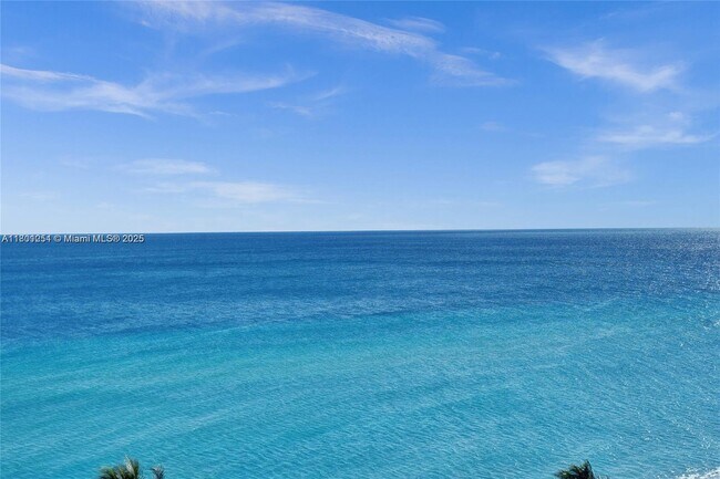 Building Photo - 2301 S Ocean Dr