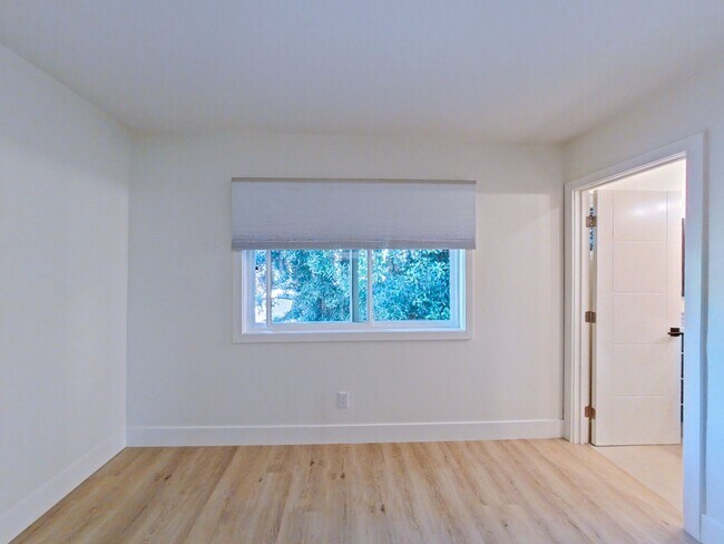 Building Photo - 117 Avenida Algodon