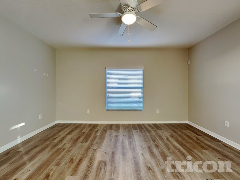 Building Photo - 13814 Crater Cir