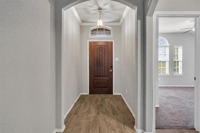 Building Photo - 4080 Serene Dr