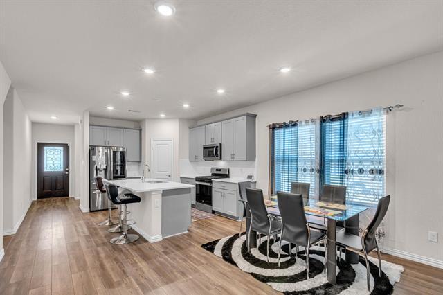 Building Photo - 1624 Briar Hunt Dr