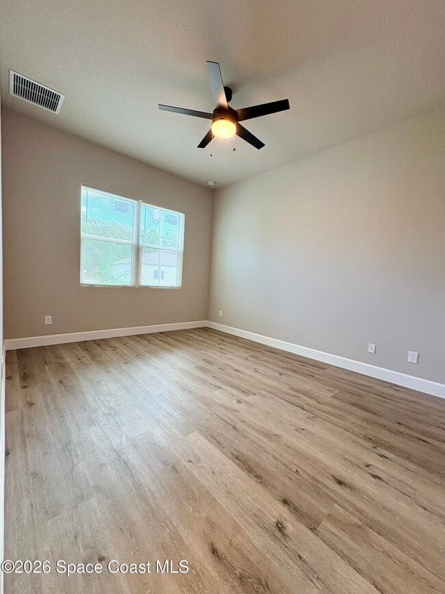 Building Photo - 3267 Slama Ave