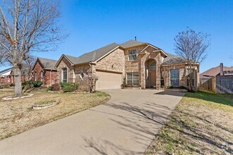 Building Photo - 11712 Pheasant Creek Dr