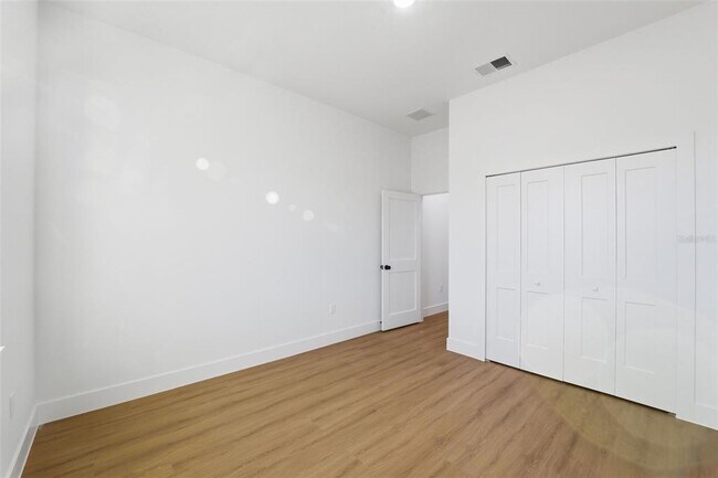 Building Photo - 6531 SW 131 Pl