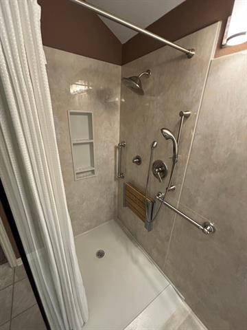 Building Photo - 2900 Stanford Dr