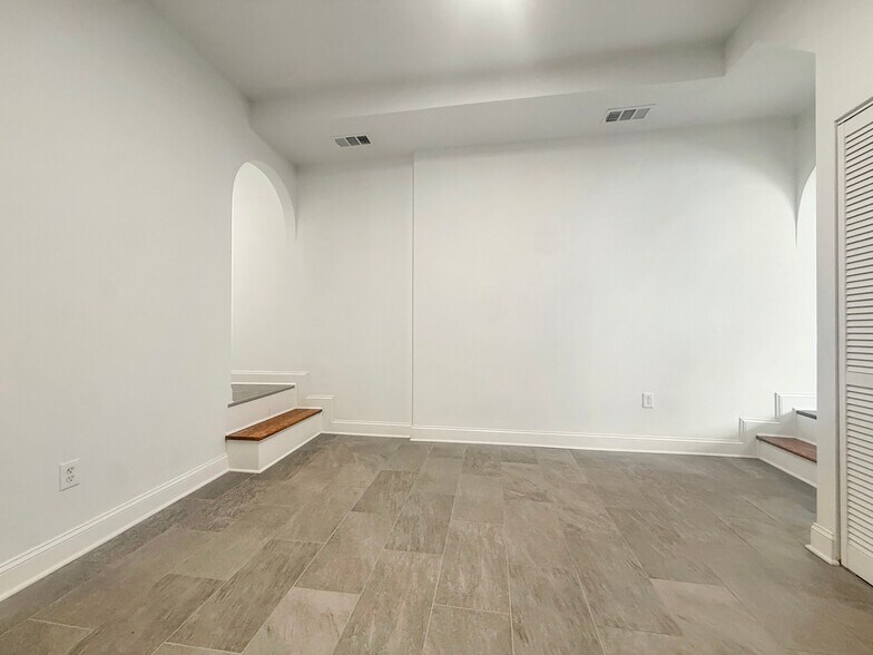 Building Photo - 1424 3rd St NW