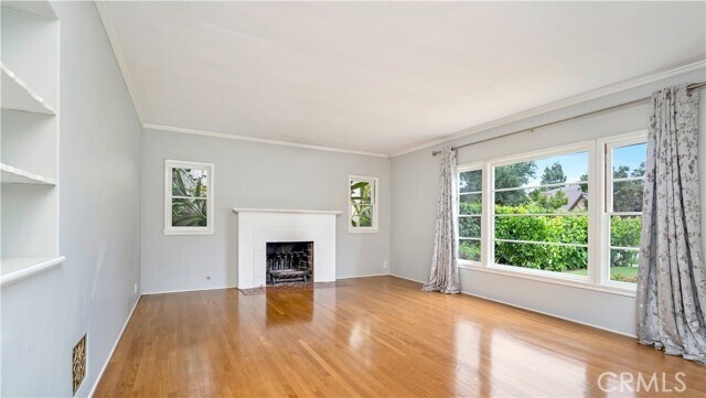 Building Photo - 2118 Greenleaf St