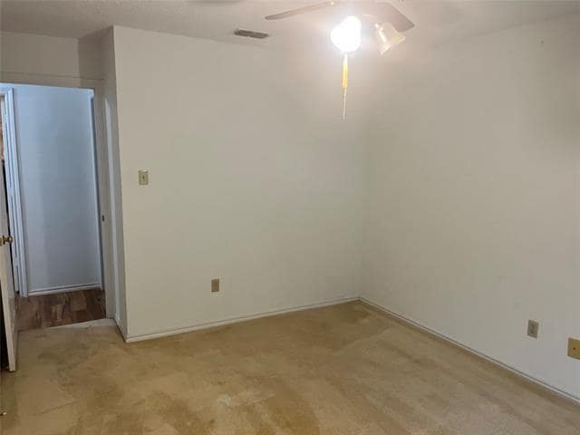 Building Photo - 7640 Grassland Dr