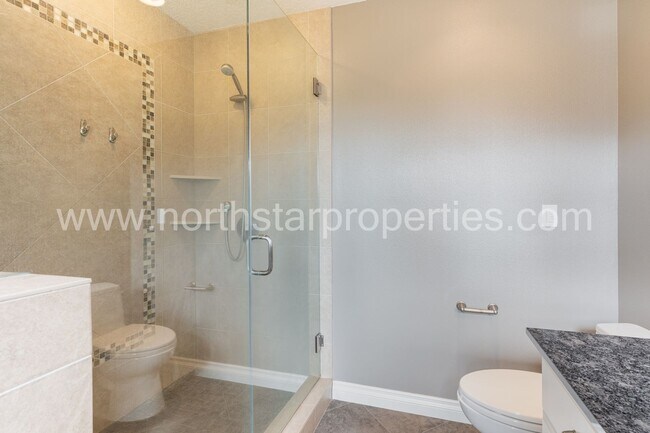 Building Photo - 16754 Quail Ct