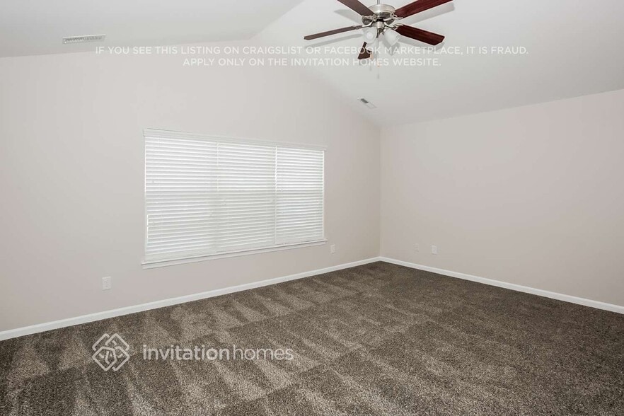 Building Photo - 2704 Old House Cir