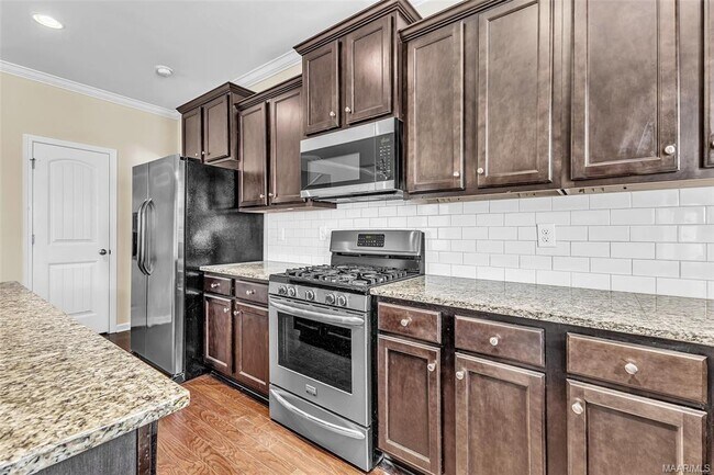 Building Photo - 9348 Turnberry Park Dr
