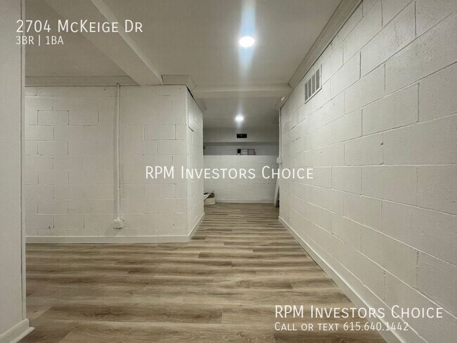 Building Photo - 2704 Mckeige Ct