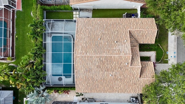 Building Photo - 1076 Siena Oaks Cir E