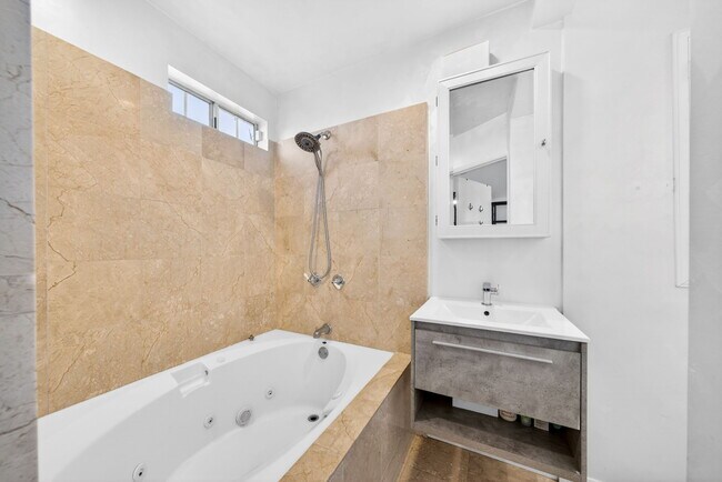 Building Photo - 6257 Bluebell Ave