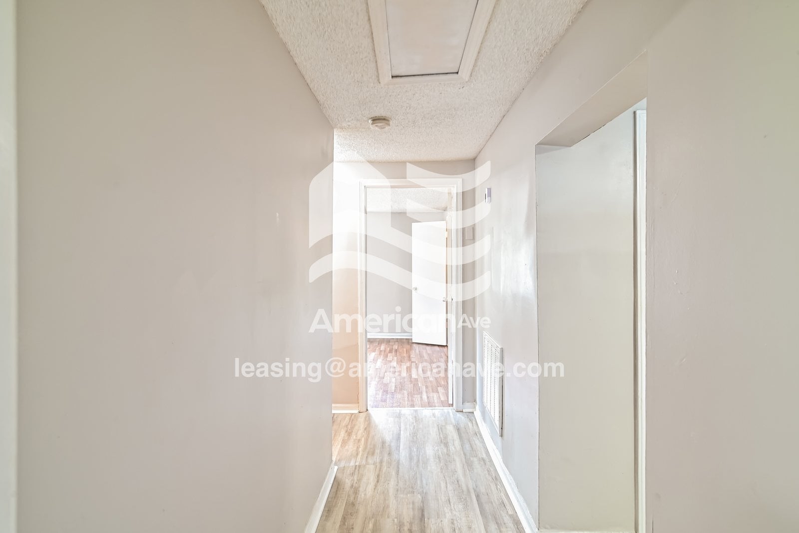 Building Photo - 713B Hillcrest Ave