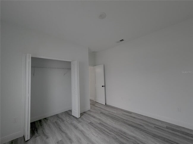 Building Photo - 16950 SW 42 Ave