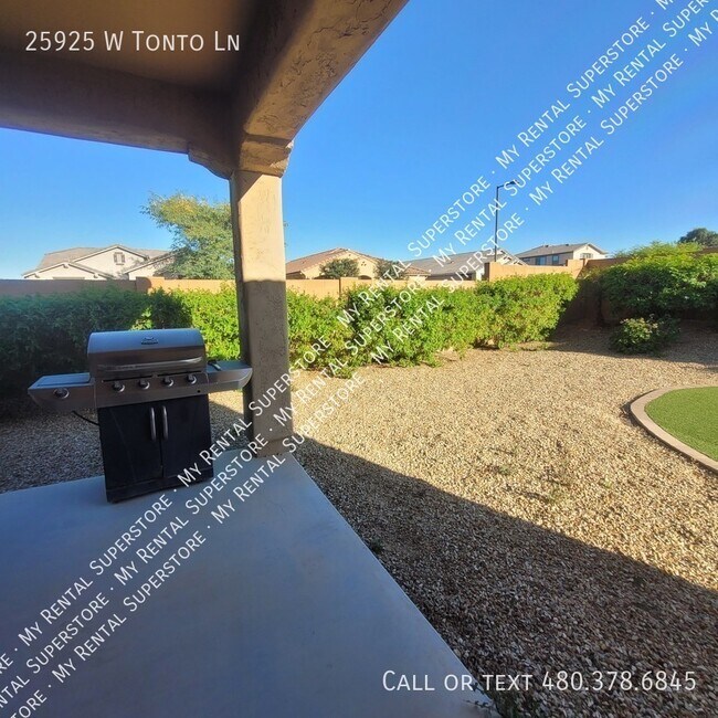 Building Photo - 25925 W Tonto Ln