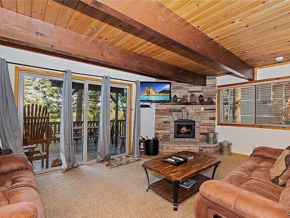 Building Photo - Lake View Modified Gambrel with Spa Near Bear Mountain