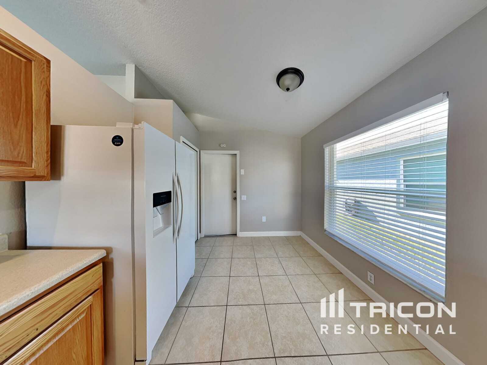 Building Photo - 945 Ridge Haven Dr