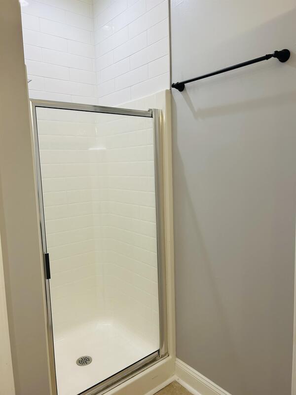 Building Photo - 305 Claybrooke Dr