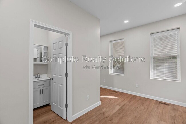 Building Photo - 3680 Blow St