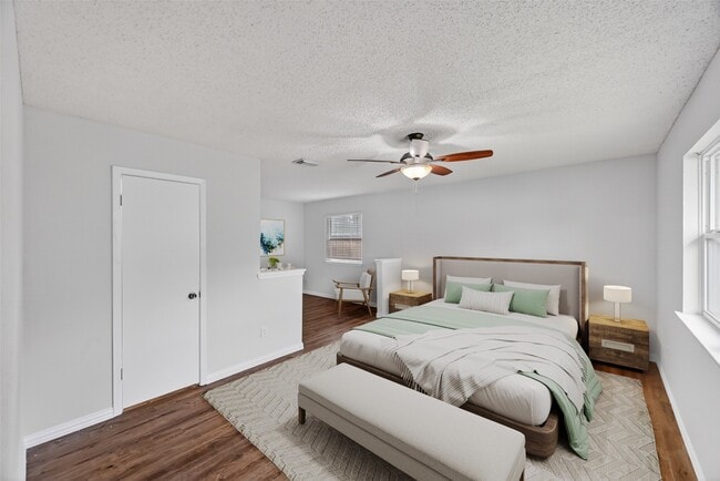 Building Photo - 22711 Smokey Hill Dr