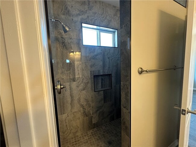 Building Photo - 1705 Talc Rd