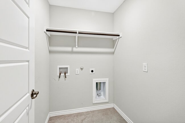 Building Photo - 9808 High Banker Dr