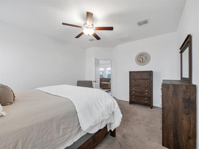 Building Photo - 2913 Meadowlands Dr