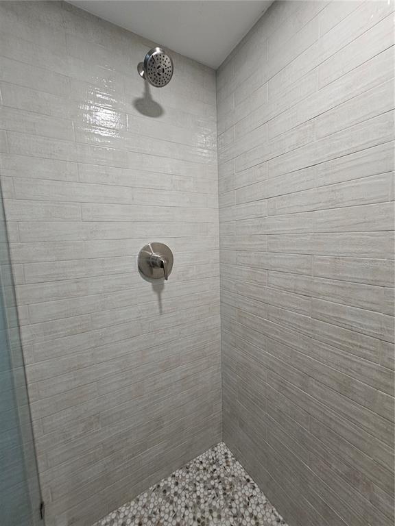 Building Photo - 2611 Bayshore Blvd