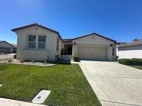 Building Photo - 107 Riviera Dr