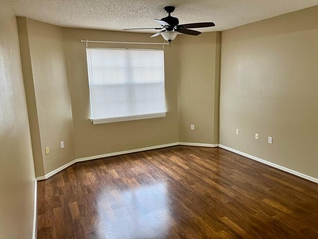 Building Photo - 3502 Windy Walk Way