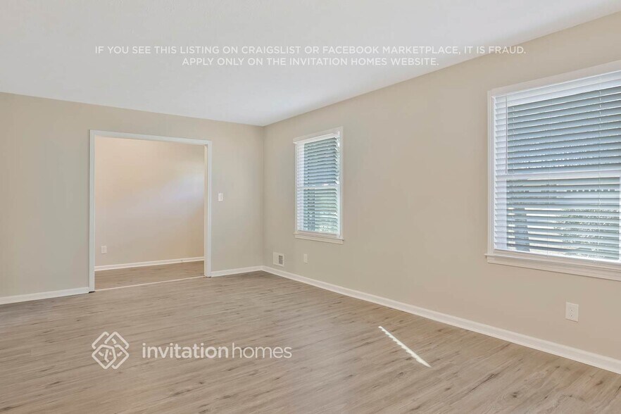 Building Photo - 3648 Fairlane Dr