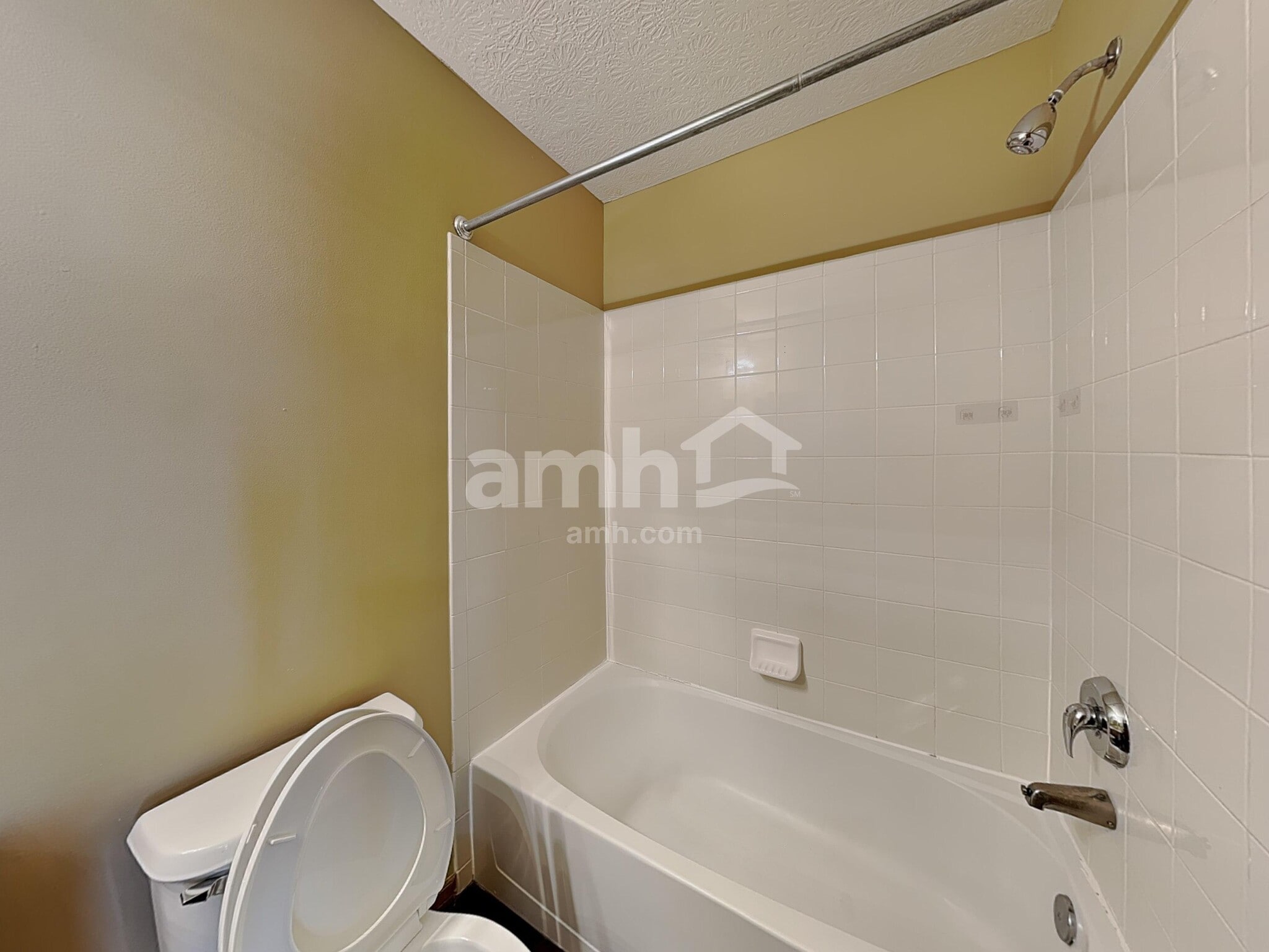 Building Photo - 818 Bent Oak Dr