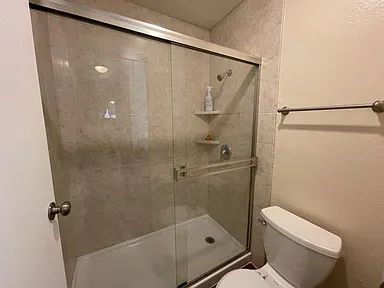 Building Photo - "Cozy 1-Bedroom Retreat in San Diego's Heart – 726 Sq Ft of Comfort!"