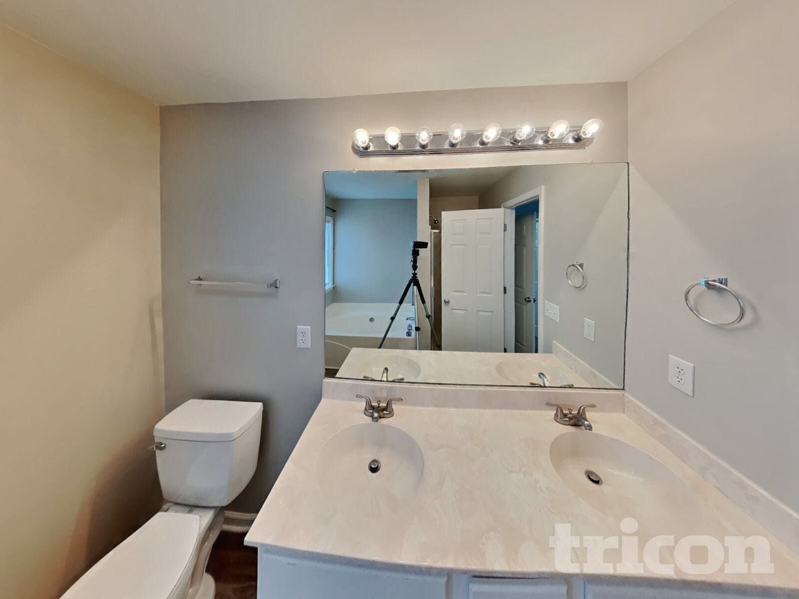 Building Photo - 6812 Rangecrest Rd