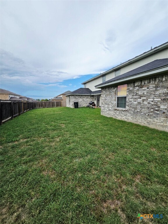 Building Photo - 4301 Alan Kent Dr