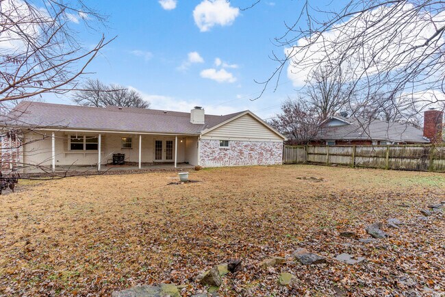 Building Photo - 6010 S 73rd East Ave