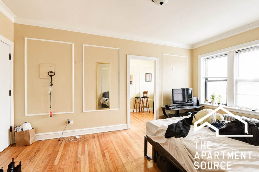 Building Photo - 2801 N Keating Ave