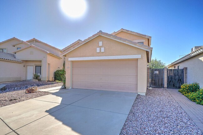Building Photo - Desirable North Phoenix  Home with 1 Downs...