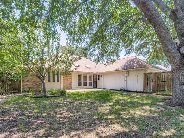 Building Photo - 207 Hemlock Dr