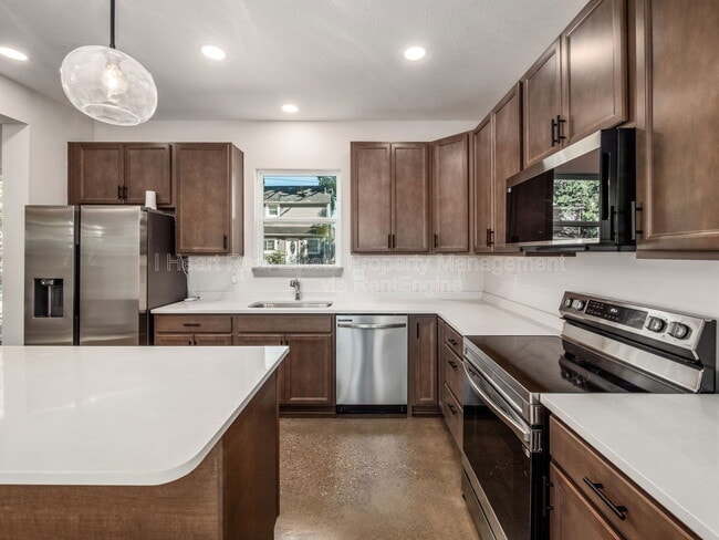 Building Photo - 130 N Guilford Ave