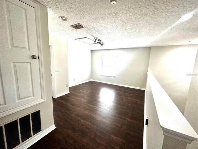 Building Photo - 15249 Harrowgate Way