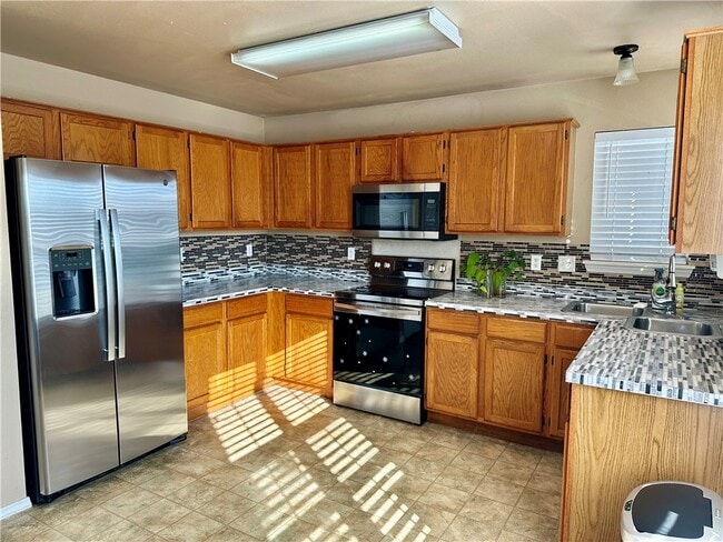 Building Photo - 56 Cheryl Cir