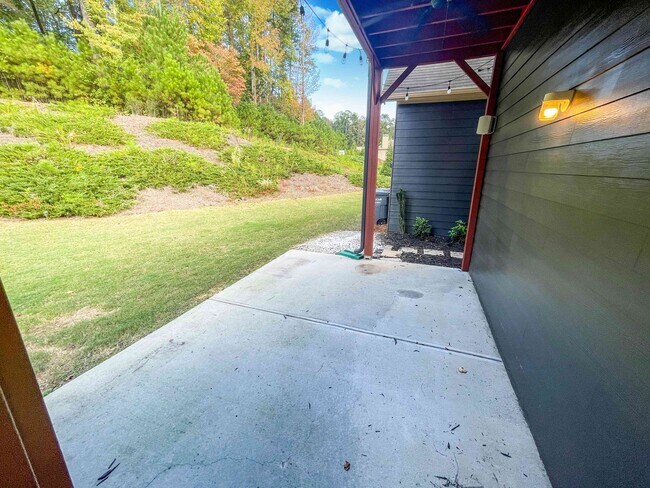 Building Photo - Kennesaw 4BR/3.5BA, Over 3700', 3-Car Garage