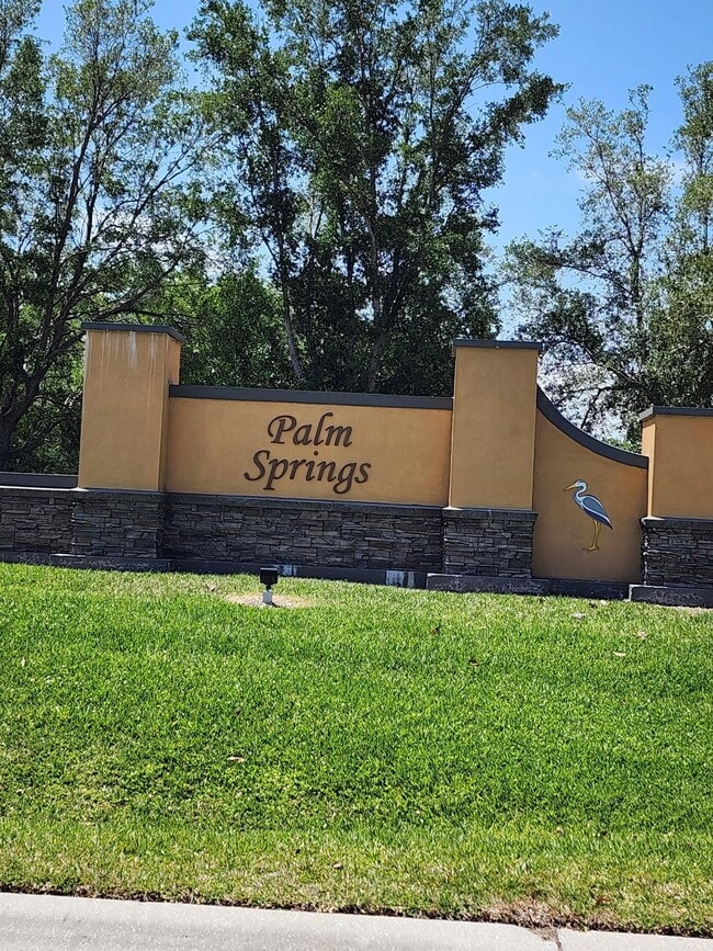 Building Photo - 1415 Hill Ave