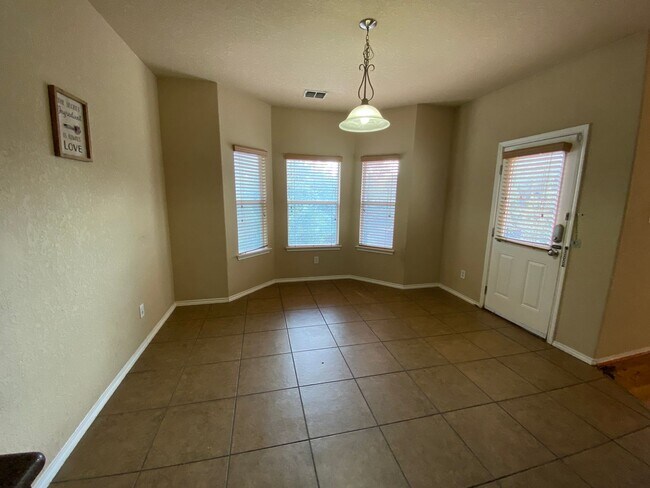 Building Photo - FALL INTO A NEW HOME WITH OUR MOVE-IN SPECIALS!