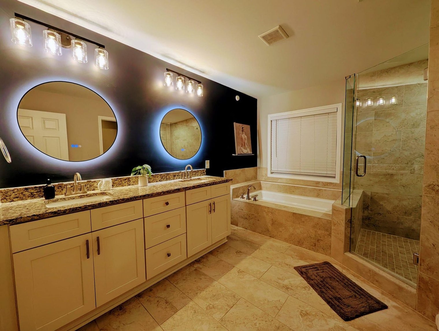 Building Photo - 469 Holt Rd NE