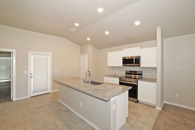 Building Photo - 7205 Athens St